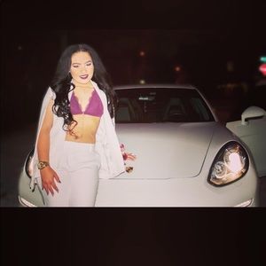 Meet your Posher, Sharon